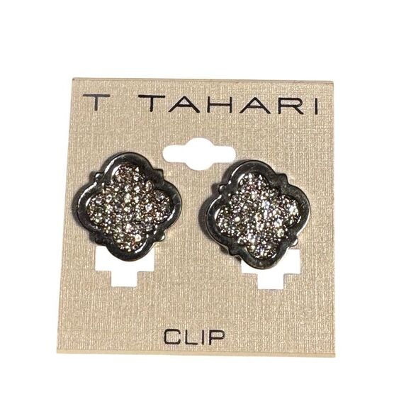 T Tahari Metallic Clip Earrings - Picture 1 of 3